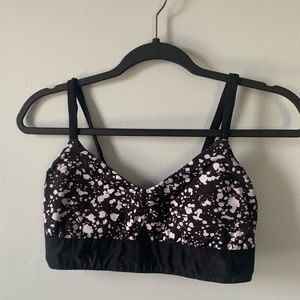 Fabletics sports bra